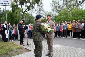 Odsłonięcie tablicy pamiątkowej w Niesułkowie - 08.05.2026 r. - galeria zdjęć