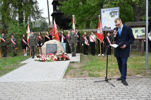 Odsłonięcie tablicy pamiątkowej w Niesułkowie - 08.05.2026 r. - galeria zdjęć