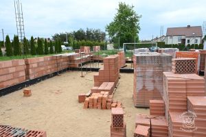 Budowa świetlicy wiejskiej w Tymiance, w trakcie prac budowlanych, maj 2026