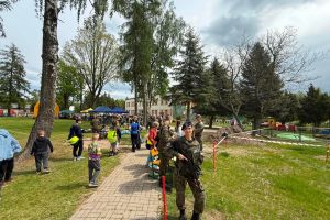 Rajd w SP Niesułkowie - "Tęgie mięśnie - tęgi umysł"