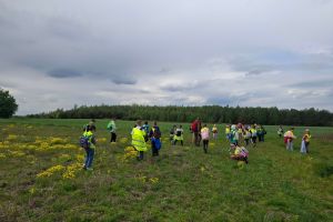 Rajd w SP Niesułkowie - "Tęgie mięśnie - tęgi umysł"