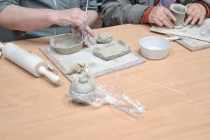 Warsztaty kreatywne z ceramiką w ramach SAS
