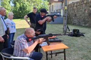 Zajecia wojskowe dla SAS w Zespołe Szkół nr 1 w Bratoszewicach