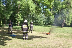 Wojskowe zajęcia senioralne przy ZS Nr 1 w Bratoszewicach - 27.05.2026r.