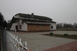 Budynek Świetlicy Wiejskiej we Wrzasku przed termomodernizacją