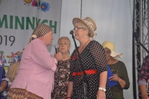 Ferajna na dożynkach