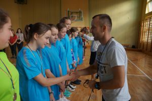 Międzyszkolne rozgrywki unihokeja w Dobrej