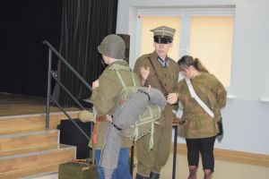 Lekcja historii w ramach obchodów 101 rocznicy odzyskania niepodległości przez Polskę.
