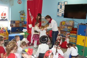 Konkurs "mody patriotycznej"