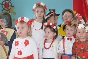 Konkurs "mody patriotycznej"