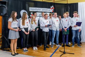 12 listopada w Zespole Szkół nr 1 w Bratoszewicach odbył się uroczysty apel