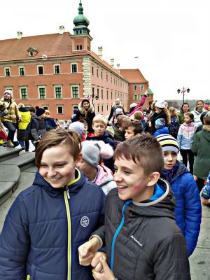 Uczniowie ze Szkoły Podstawowej z Bratoszewic uczestniczyli w w Biegu Niepodległości w Warszawie