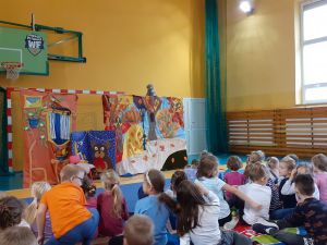 Przedstawienie z okazji Światowego Dnia Pluszowego Misia
