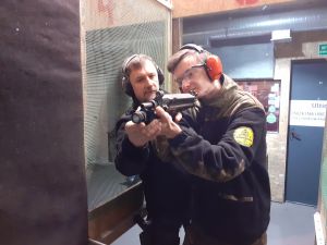 Ostre strzelanie kadetów z ZS nr 1 z Bratoszewic