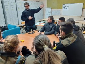 Ostre strzelanie kadetów z ZS nr 1 z Bratoszewic