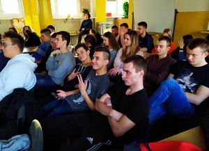 Dlaczego warto studiować w uczelniach wojskowych ??