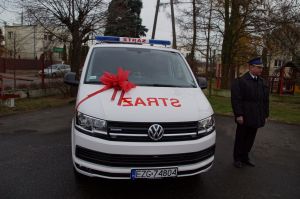 Nowy samochód rozpoznawczo-ratowniczy dla JRG w Strykowie.