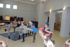 Za nami I tydzień Kreatywnych Ferii Zimowych w Domu Kultury w Niesułkowie