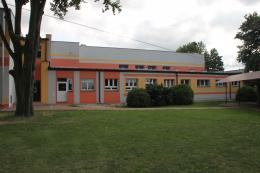 Budynek Szkoły Podstawowej w Bratoszewicach