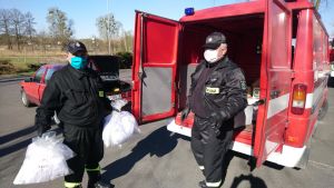 Maseczki docierają do kolejnych rejonów gminy