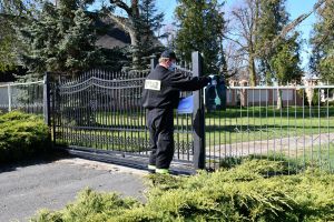 Maseczki docierają do kolejnych rejonów gminy