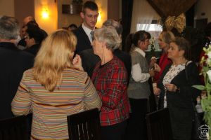 Wigilia Samorządowców 2018 - zdjęcie przedstawia strykowskich samorządowców, burmistrza, radnych, sołtysów podczas wigilii.