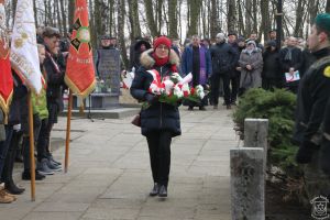 Zdjęcie przedstawia uczestników uroczystości Bitwa pod Dobrą stoczonej 24 lutego 1863 roku podczas powstania styczniowego -...