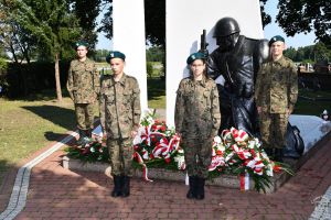 81. Rocznica Bitwy nad Bzurą - uroczystości pod pomnikiem