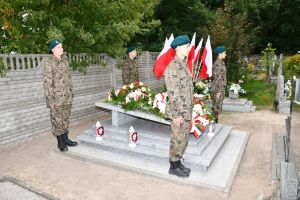 81 ROCZNICA NAPAŚCI ZSRR NA POLSKĘ - uczestnicy uroczystości