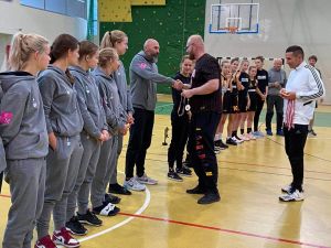 Drużyna TK Basket Stryków w Wiśle