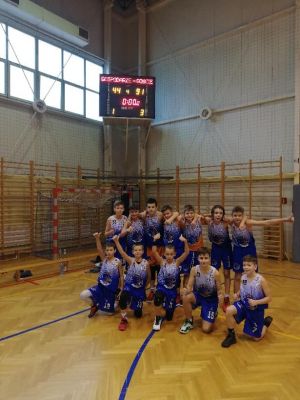 Koszykarze TK BASKET STRYKÓW