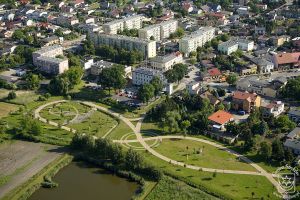 Park nad Moszczenicą z lotu ptaka