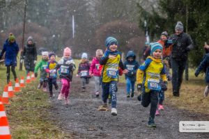 Uczniowie SP Bratoszewice podczas IV City Trail