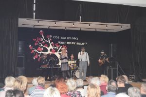 Koncert walentynkowy w DK Niesułków