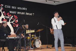 Koncert walentynkowy w DK Niesułków