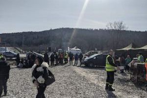 Nasi druhowie z darami na granicy polsko-ukraińskiej