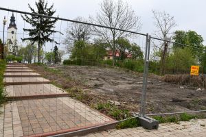 W trakcie realizacji - zabezpieczony teren budowy