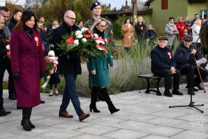 Sekretarz Gminy Stryków Aneta Jędrzejczak, Burmistrz Strykowa Witold Kosmowski oraz Zastępca Burmistrza Strykowa Tamara...