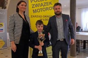 Antek Krzyżewski z rodzicami