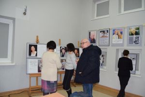 Koncert i otwarcie wystawy w DK Niesułków