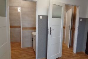Wyremontowane wnętrze świetlicy wiejskiej w Rokitnicy