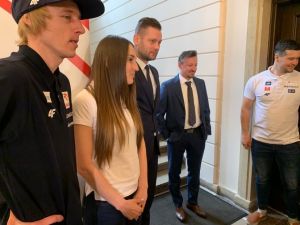Spotkanie w Ministerstwie Sportu i Turystyki -  uczniowie SP w Bratoszewicach z gwiazdami sportu