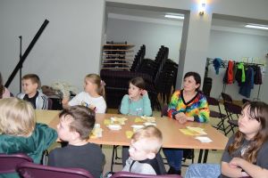 Dzień Książki dla Dzieci i Dzień Czekolady w DK Niesułków