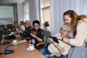 Warsztaty fotograficzne Strykowskiej Akademii Seniora, Stryków 17.04.2023