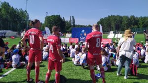 Impreza "Bądź aktywny w Dniu Dziecka" z udziałem SKS Bratoszewice, SKS Dobra i SKS Niesułków