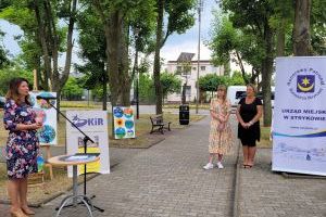 Rozstrzygnięcie I Ogólnopolskiego Konkursu Plastycznego "Pojedynek na Pędzle" w Strykowie, głos zabiera Sekteraz Gminy...