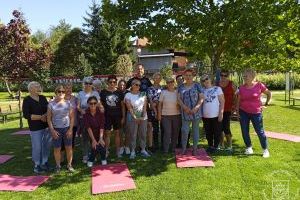 Zajęcia na siłowniach plenerowych w ramach SAS, park w Strykowie, 10.08.23