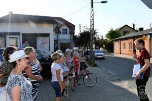 Spacer po Strykowie w ramach SAS, przewodnik Łukasz Płuciennik