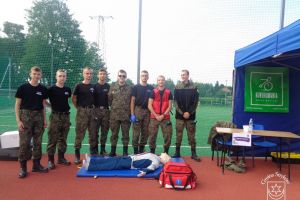 Festyn ,,Bezpieczny Rowerzysta’’🚴‍♀️na Orliku w Strykowie. Uczniowie klas mundurowych ZS Nr 1 w Bratoszewicach, którzy...