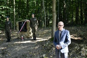 Odsłonięcie tablicy pamiątkowej w Dobieszkowie